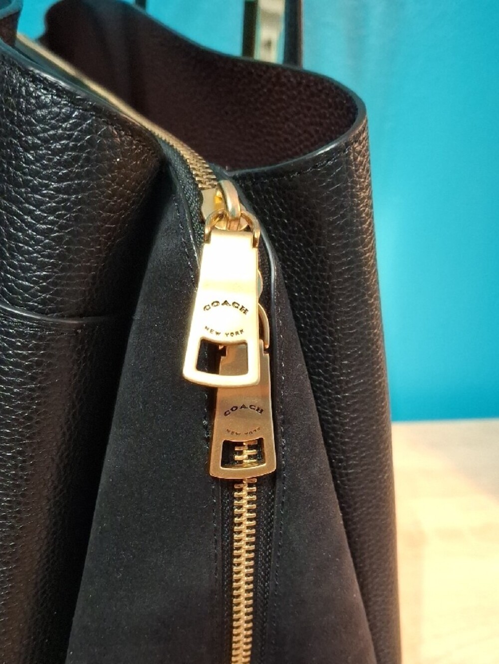 Coach Lora CARRYALL Style No 88340 Shoulder Bag - Picture 5 of 12